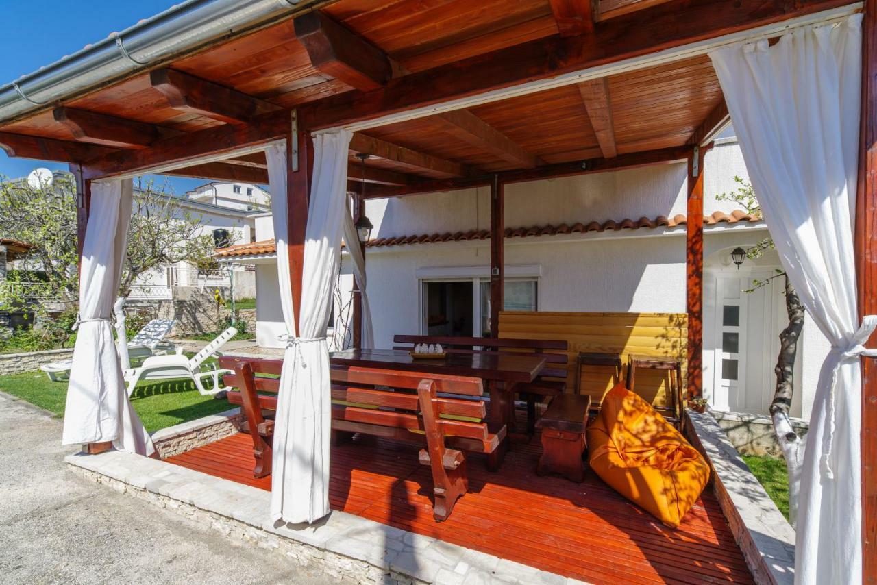 Sarar Apartment